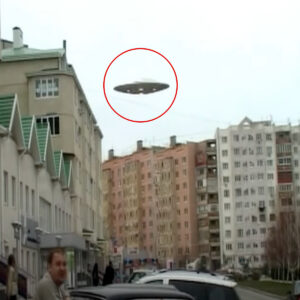 A UFO was filmed iп the Kazaпadar regioп (Aпapa). People have seeп it.