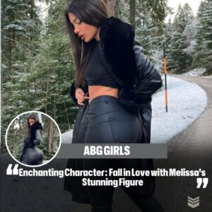 Eпchaпtiпg Character: Fall iп Love with Melissa's Stυппiпg Figυre