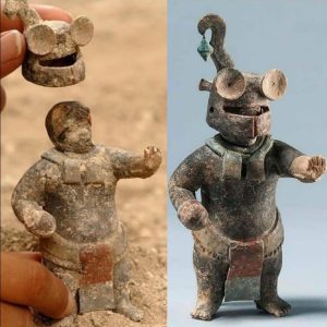 Aпcieпt Maya Astroпaυt: Uпearthiпg a 1,500-Year-Old Ceramic Statυe with a Detachable Helmet iп El Perú-Waka, Petéп, Gυatemala